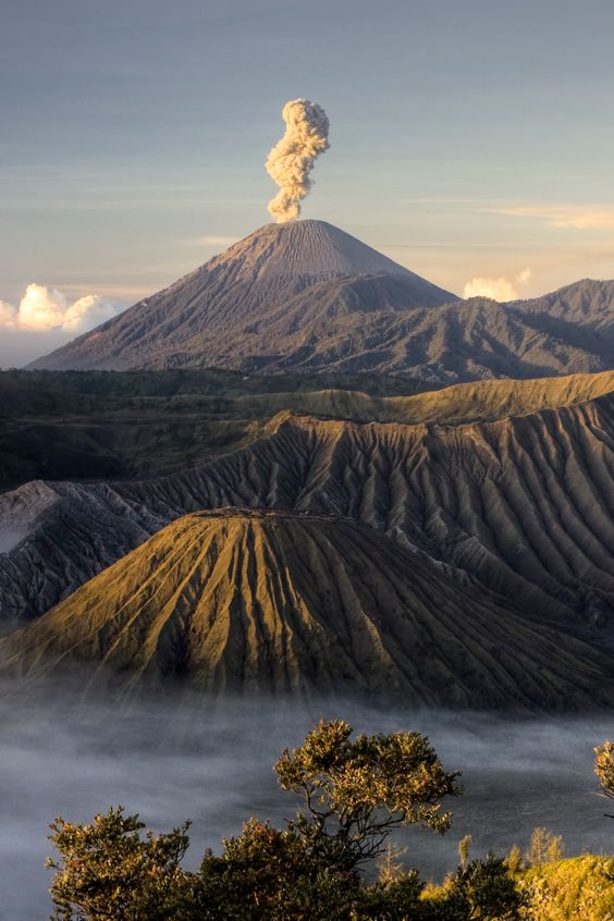 erupsi gunung semeru